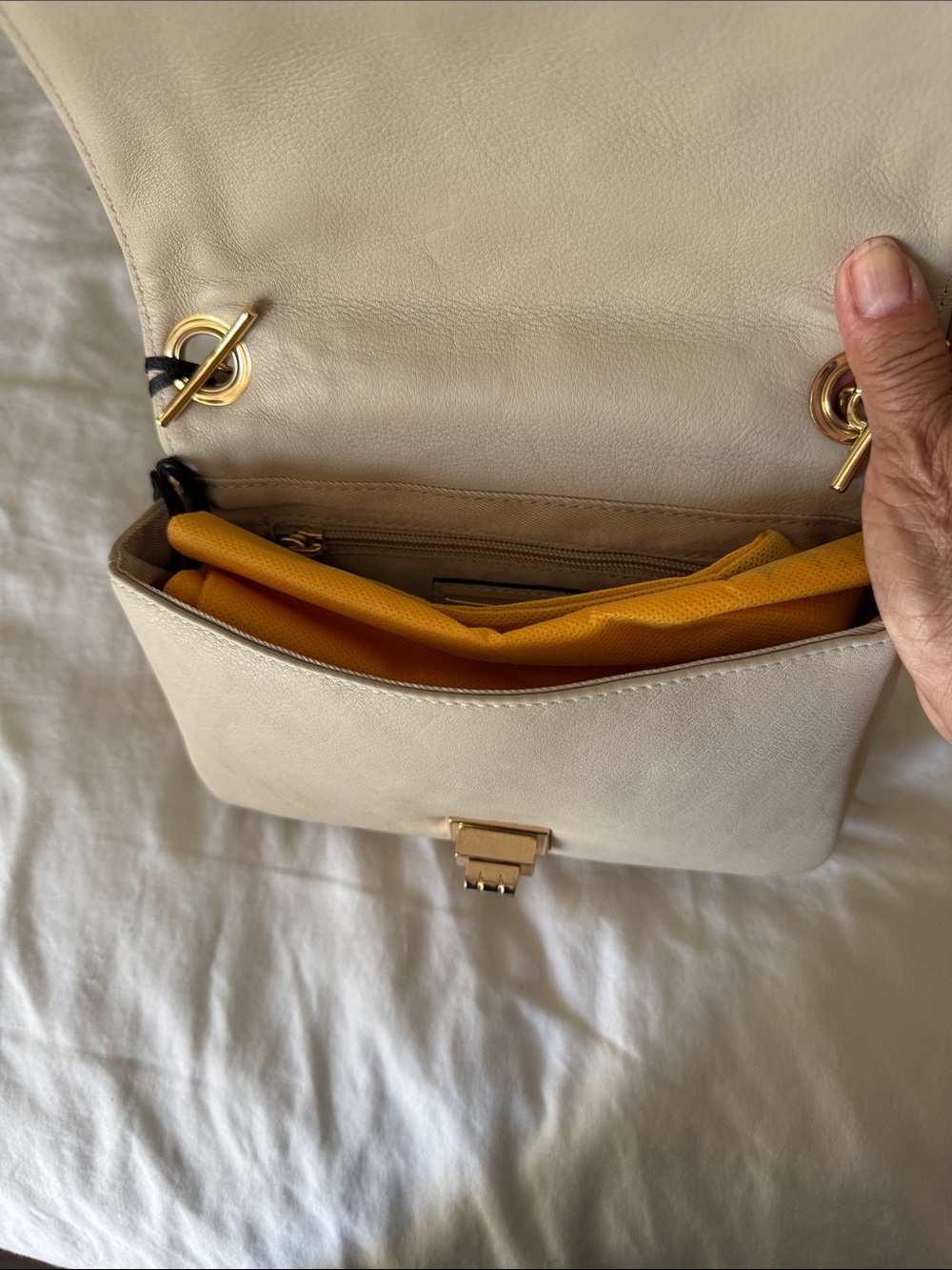 Handbag - Picture 5 of 8